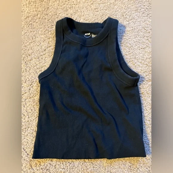 Aerie Tank - Picture 1 of 3